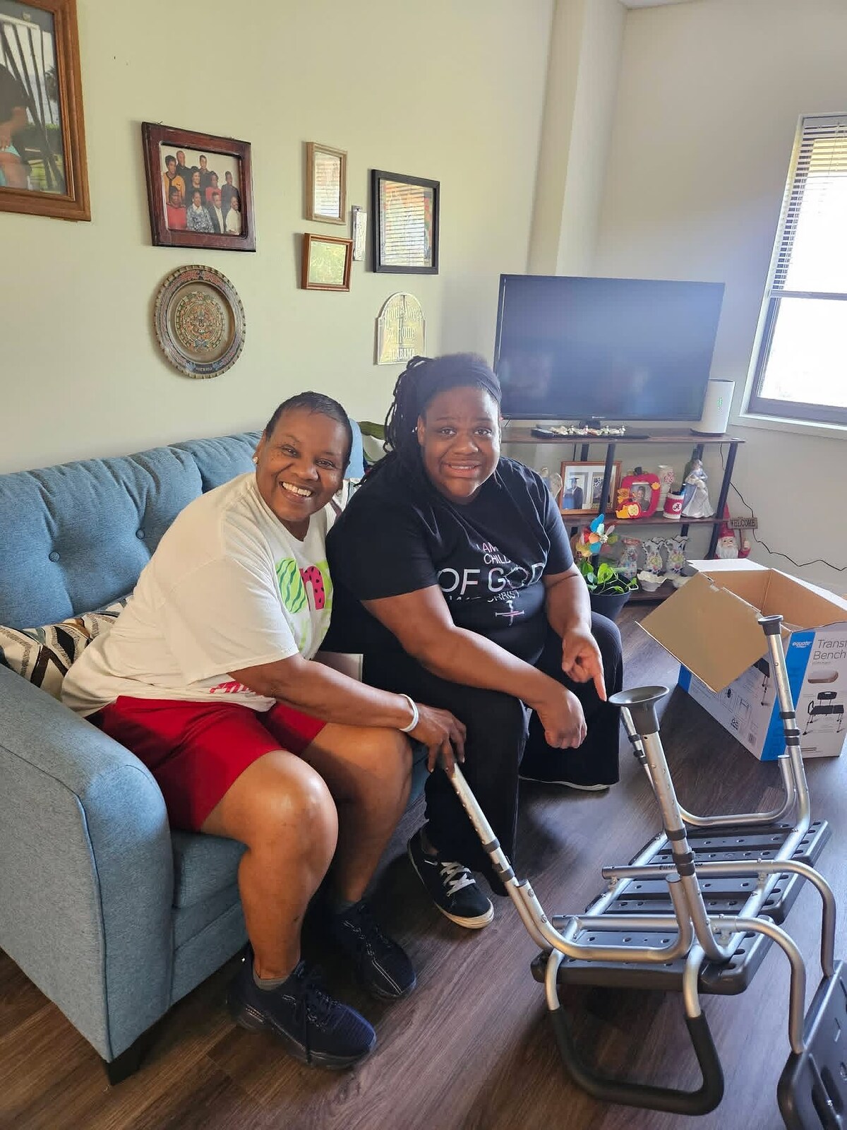 Women from Greater Fellowship serving together in the community
